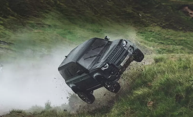 Land Rover demonstrates the durability of the new Defender on the set of a James Bond movie.