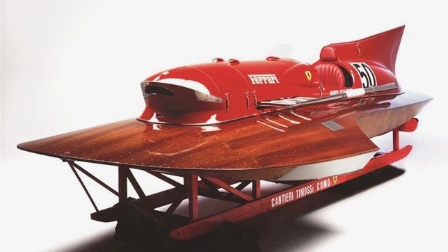 Ferrari's record-breaking V12-powered racing boat is up for sale.