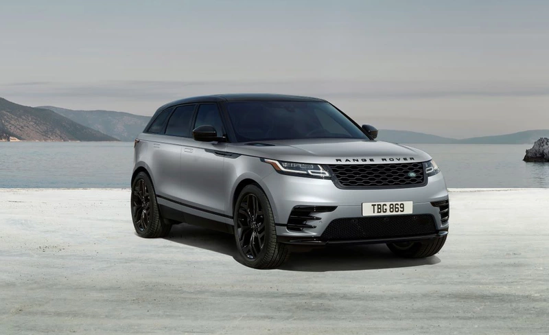 Preview New HST branding for the 2023 Land Rover Range Rover Velar.