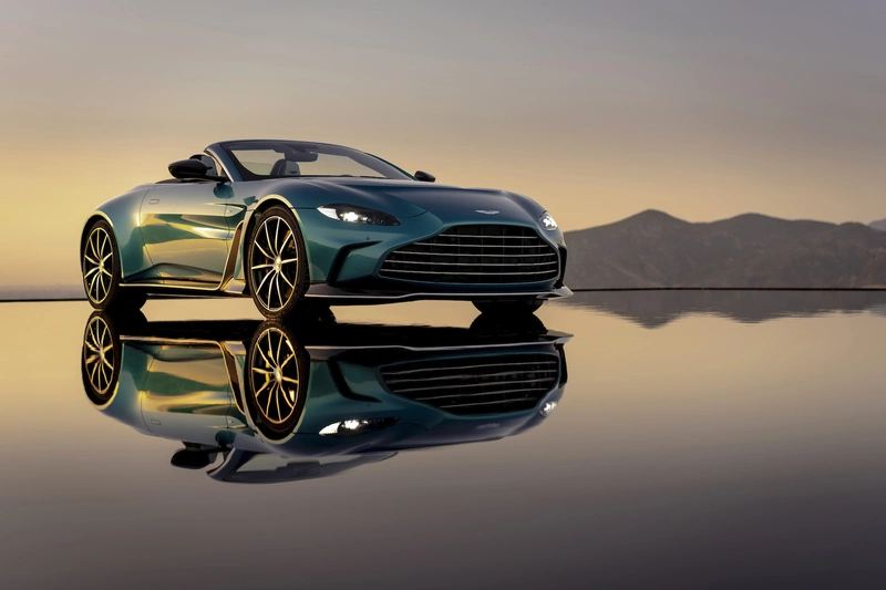 Aston Martin V12 Vantage Ends Its Reign with the Launch of the Roadster