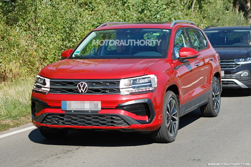 2024 Volkswagen Taos spy shots: minor updates planned