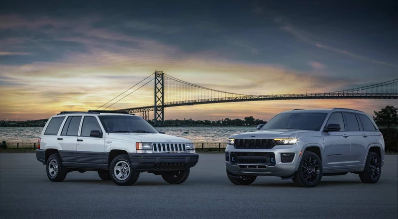 Jeep Celebrates 30th Anniversary of Grand Cherokee with Anniversary Package for 4xe Plug-in Hybrid