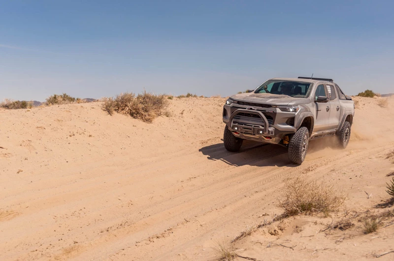 2023 Chevrolet Colorado ZR2, 2024 Toyota Tacoma, VW ID.7: A Week in Reverse