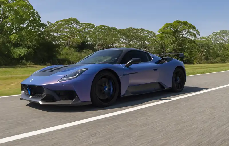 Hardcore Maserati GT2 Stradale debuts in Monterey