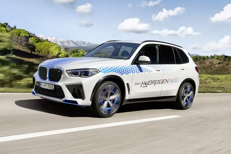 Hydrogen-powered BMW to hit showrooms in 2028