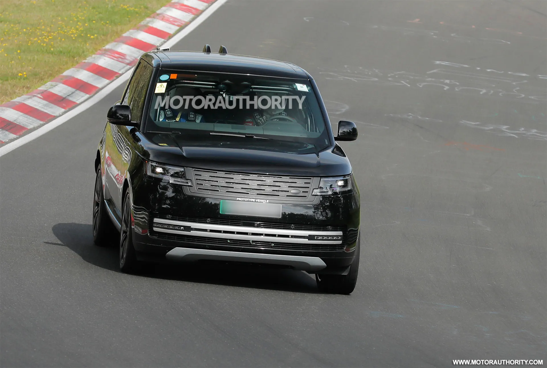 2026 Range Rover Electric spotted at the Ring